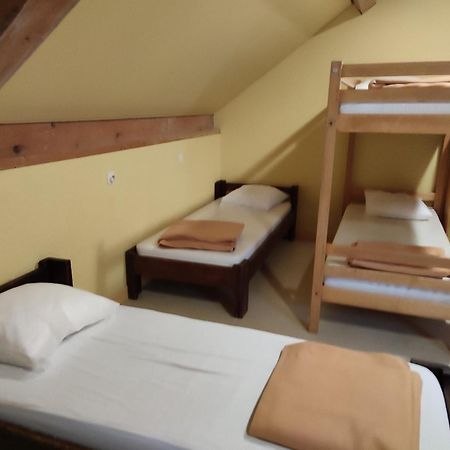 La Ferme De La Mense Hotel Aillon-le-Jeune Bagian luar foto