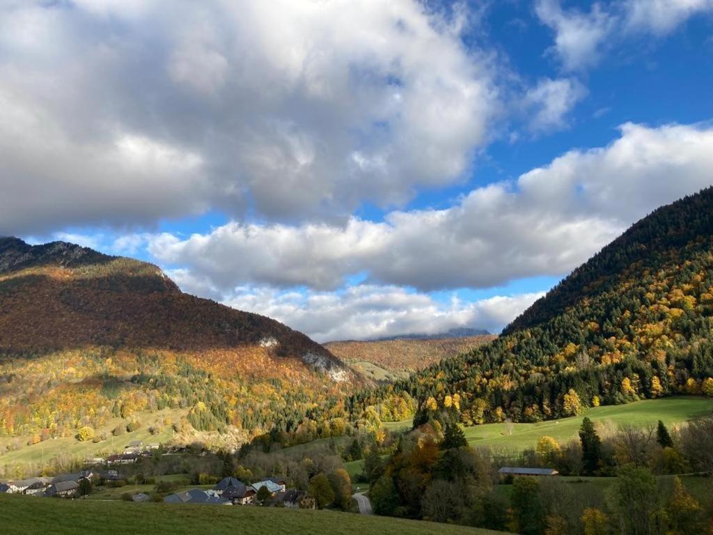 La Ferme De La Mense Hotel Aillon-le-Jeune Bagian luar foto